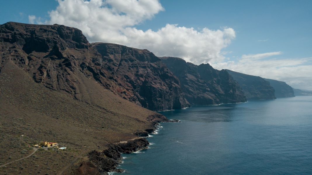 rocky cliffs and water